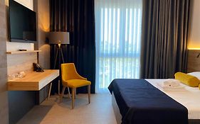 Hotel Leonardo